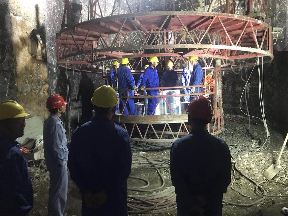 專業(yè)煙囪防腐